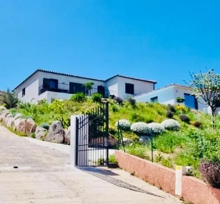Ferienhaus En A Vue Panoramique Sur Porto-vecchio ! *