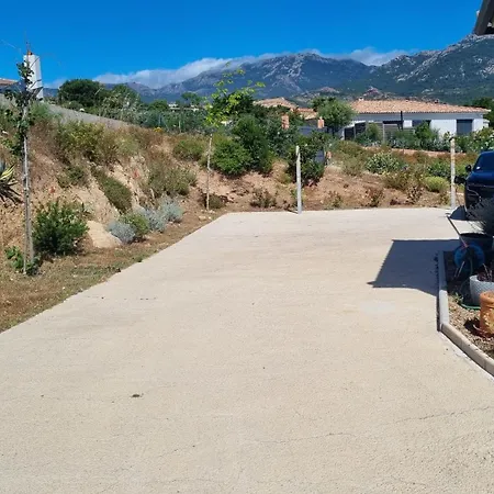 En A Vue Panoramique Sur Porto-vecchio ! Ferienhaus Sotta