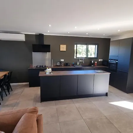Ferienhaus En A Vue Panoramique Sur Porto-vecchio ! Sotta