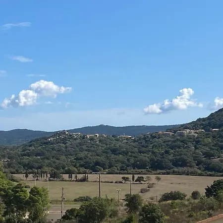 En A Vue Panoramique Sur Porto-vecchio ! Sotta